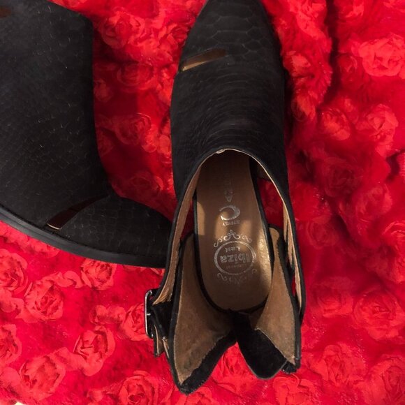 JEFFREY CAMPBELL LEATHER BOOTIES - Picture 9 of 16